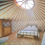 Bed & Breakfast Les Yourtes De Provence *