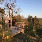 Les Yourtes De Provence *