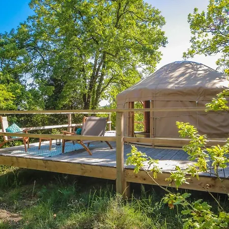 Les Yourtes De Provence