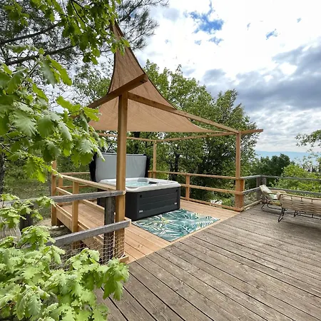 Bed & Breakfast Les Yourtes De Provence *