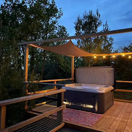 Les Yourtes De Provence *