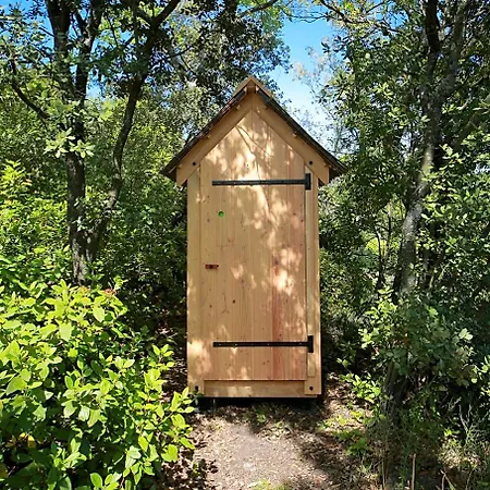 Bed and breakfast Les Yourtes De Provence *