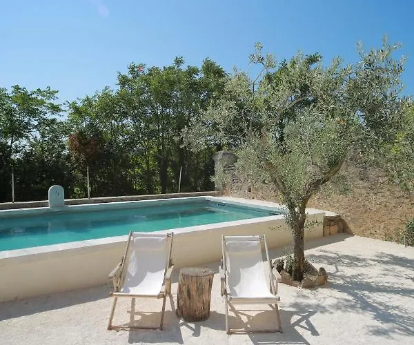 Les Yourtes De Provence Bed and Breakfast Saint-Paulet-de-Caisson