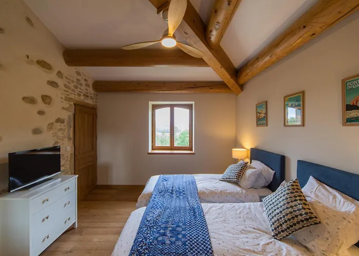 Bed and Breakfast Les Yourtes De Provence